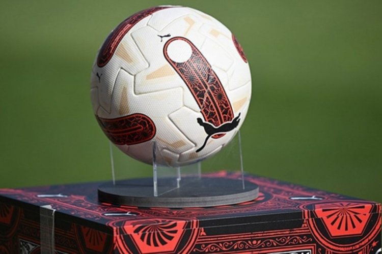 S&uuml;per Lig'de şampiyonu şimdiden a&ccedil;ıkladılar! Beşiktaş, Fenerbah&ccedil;e, Galatasaray, Trabzonspor...