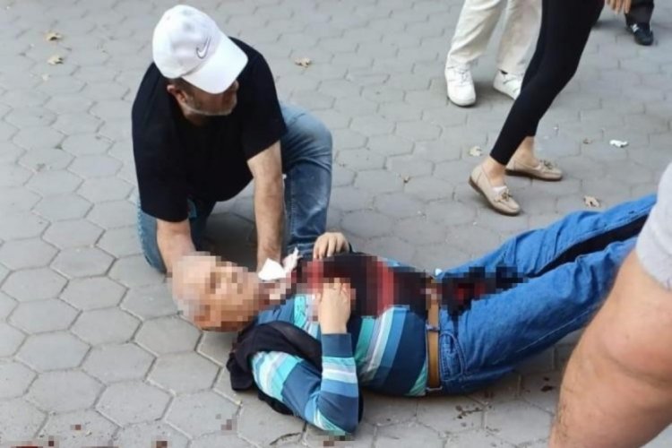 Oynadığı savaş oyunlarının etkisinde kalan gen&ccedil; 5 kişiyi bı&ccedil;ak ve baltayla yaraladı