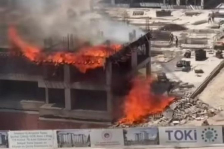 İstanbul Ataşehir'de inşaatta yangın paniği