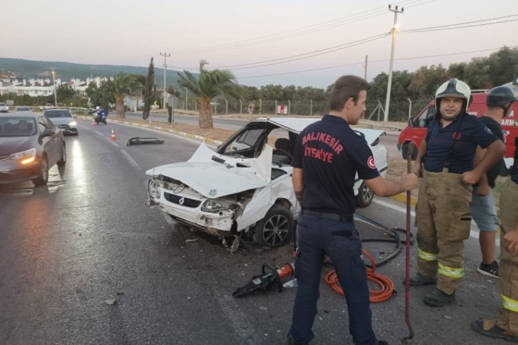Balıkesir Erdek'te trafik kazası: Takla atan ara&ccedil;tan sağ &ccedil;ıktılar