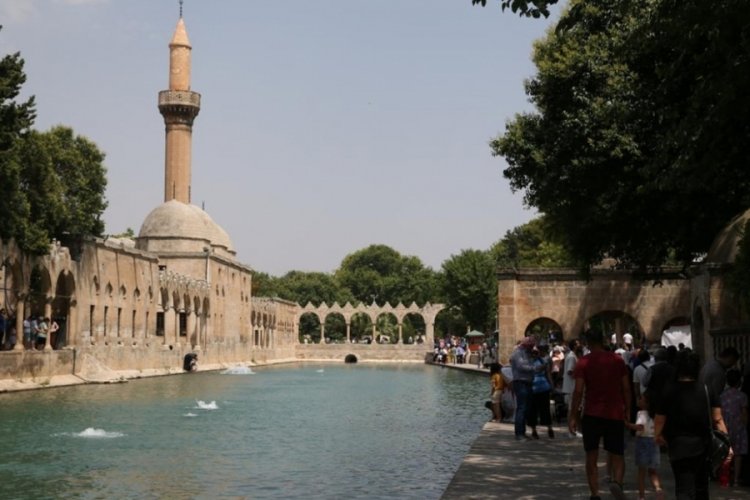 Şanlıurfa yanıyor! Termometreler 45 dereceyi g&ouml;sterdi