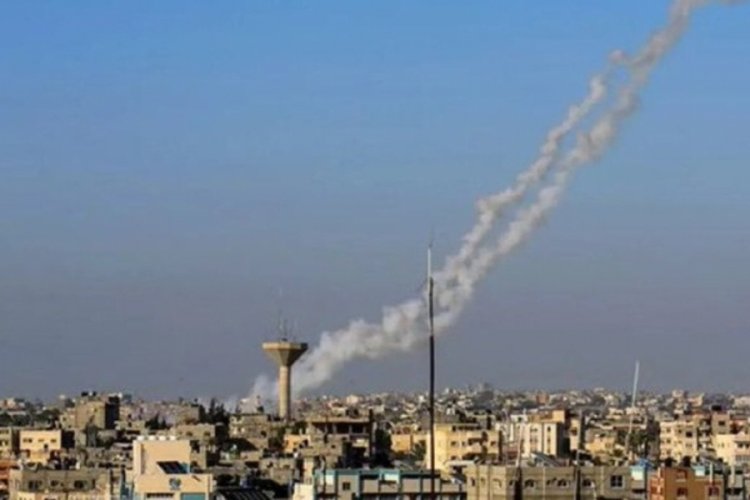 Hamas, Tel Aviv'i 2 roketle hedef aldı