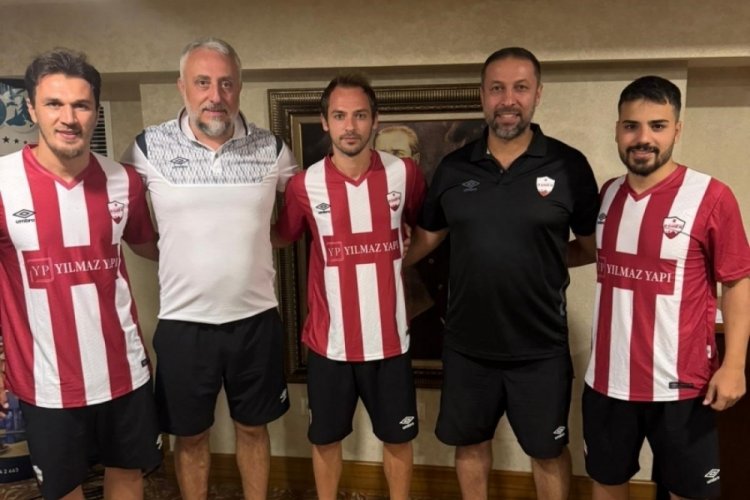 23 Elazığ FK'dan 3 imza