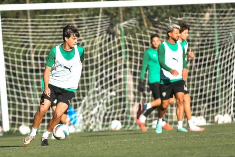 Bursaspor'da taktik &ccedil;alışma yapıldı