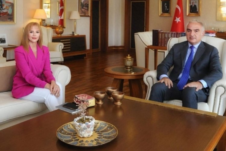 Danışman Banu Ergin'den, ses sanat&ccedil;ısı Z&uuml;leyha hakkında su&ccedil; duyurusu