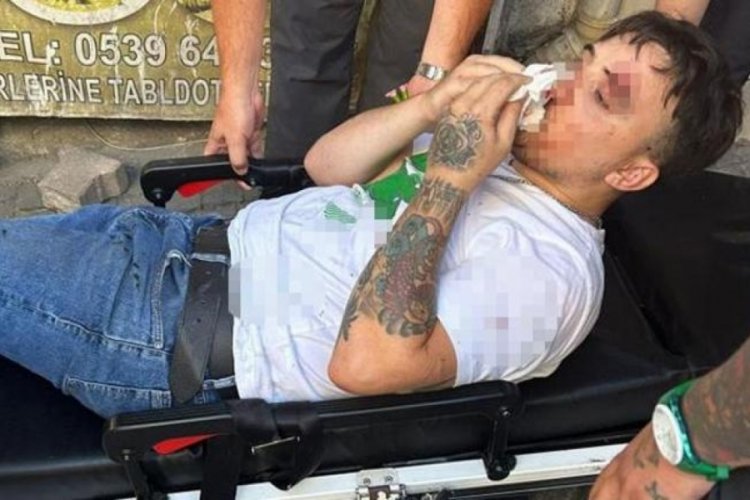 İstanbul'da kan donduran olay: Tartıştığı motosikletli gencin &uuml;zerinden arabayla ge&ccedil;ti