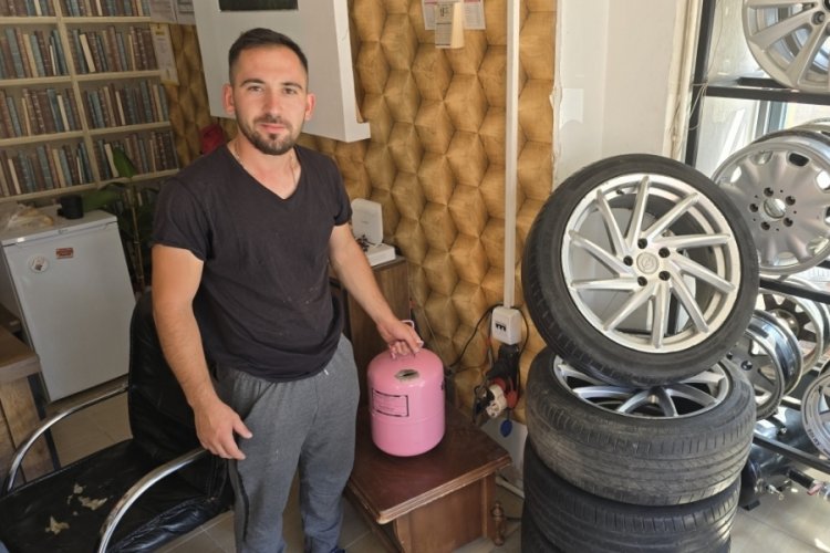 Tokat'ta 3 yılda biriktirdiği 35 kilo parayı ihtiya&ccedil; sahiplerine bağışladı