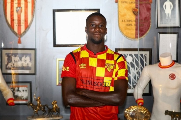 G&ouml;ztepe, Malcolm Bokele'yi renklerine bağladı