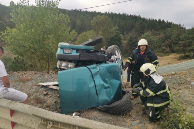 Kastamonu'da otomobil takla attı: 2 yaralı