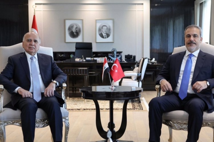 Bakan Fidan, Irak Dışişleri Bakanı H&uuml;seyin ile bir araya geldi