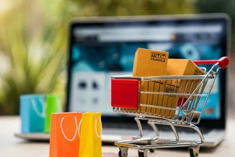 Nike'ın ardından diğer firmalar da online satışı kapatıyor