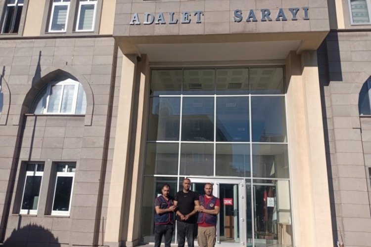 Bursa'da turistleri gasp eden ş&uuml;pheliler tutuklandı
