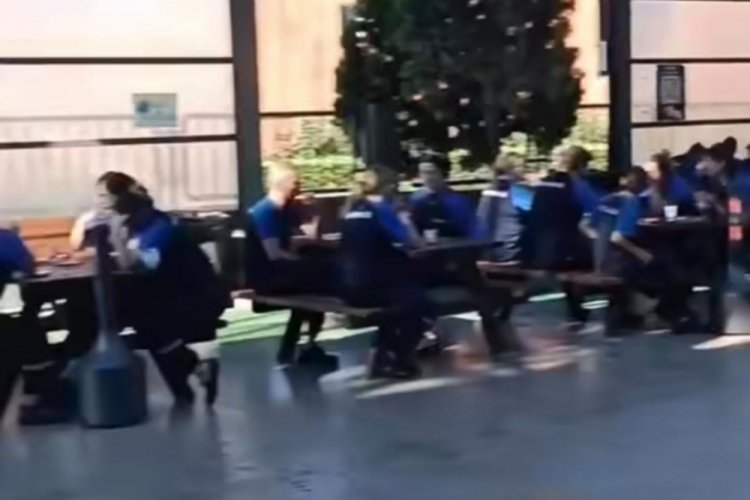 Bursa'da &ccedil;alışanlar eylem yaptı