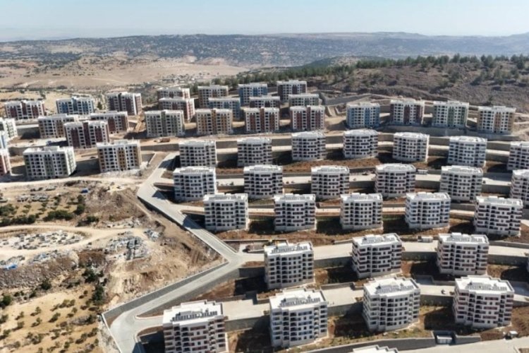 Kilis'te 132 deprem konutu sahiplerine teslim edildi