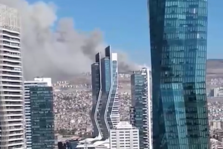 İzmir'deki yangında vatandaşlara "Evlerinizi boşaltın" uyarısı geldi!