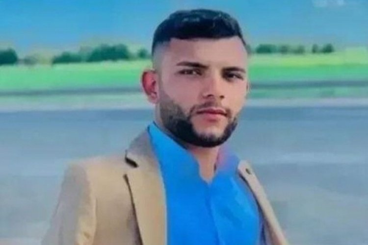 Kamyon damperinin &uuml;zerine d&uuml;şt&uuml;! Hayatını kaybetti