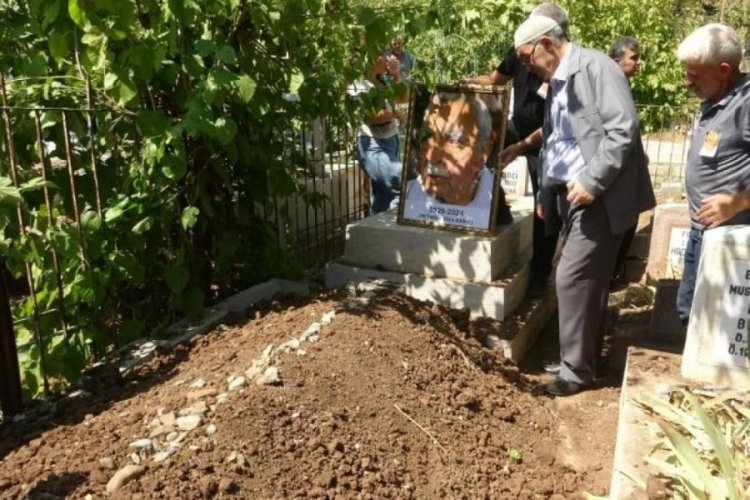 Eski Türkiye İşçi Partisi Milletvekili Tarık Ziya Ekinci, toprağa verildi