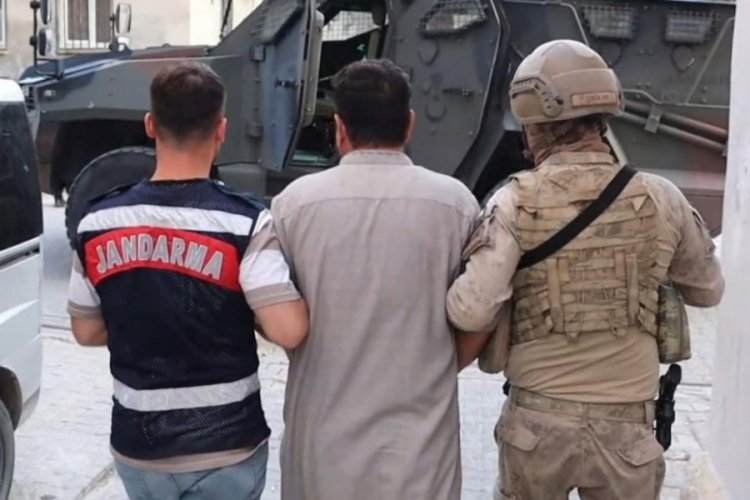 Şanlıurfa merkezli ter&ouml;r operasyonu: 10 g&ouml;zaltı!