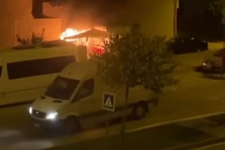 Bursa'da tost&ccedil;u alevlere teslim oldu
