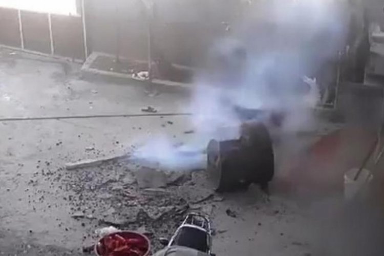 Hatay'da sal&ccedil;a yaparken patlama oldu, kazan devrildi