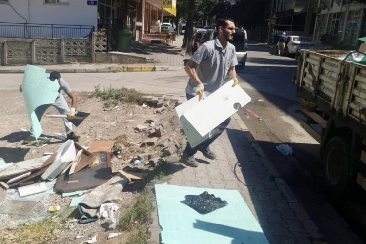 Kocaeli'nde bir telefonla kent temizleniyor!