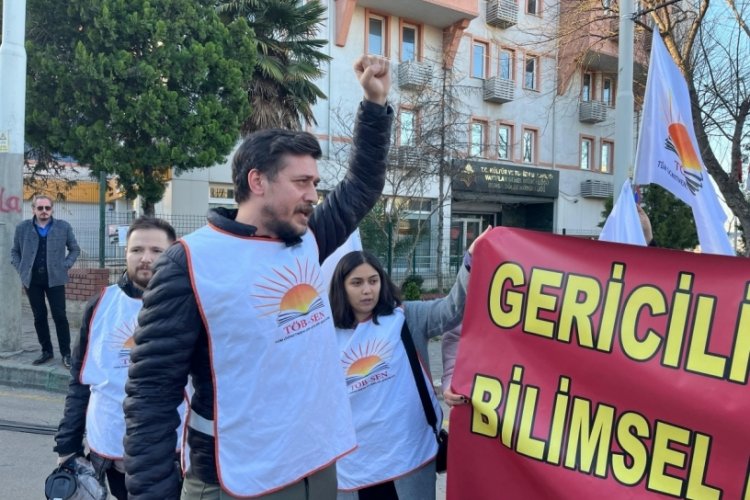T&Ouml;B-SEN Bursa İl Temsilcisi Serkan Bebek'e kınama ve s&uuml;rg&uuml;n cezası!