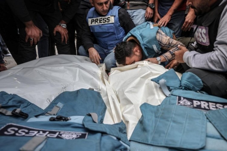 Gazze'de 169 gazeteci &ouml;ld&uuml;r&uuml;ld&uuml;!