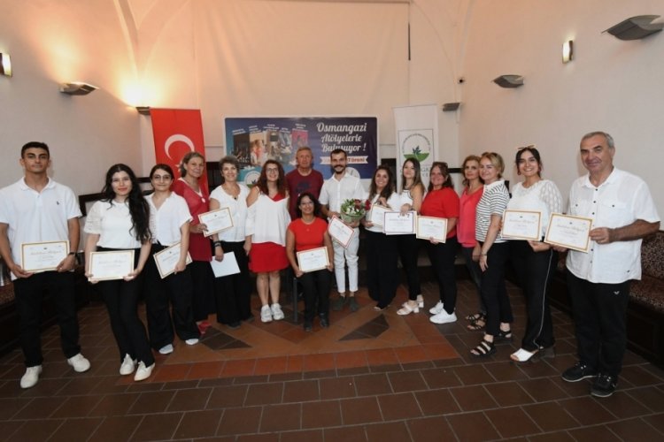 Osmangazi Belediyesi, Ritim At&ouml;lyesi kursiyerlerine sertifikalarını teslim etti