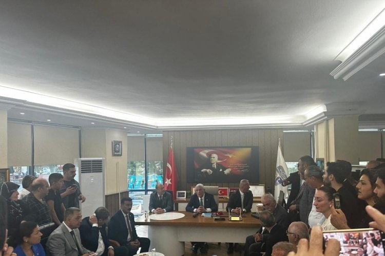 İYİ Parti Genel Başkanı Dervişoğlu, Karacabey Belediyesi'ni ziyaret etti!&nbsp;