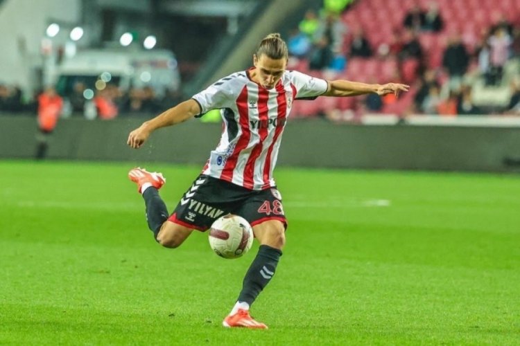 Samsunspor Taylan Antalyalı i&ccedil;in son teklifi yaptı! Cevap bekliyorlar
