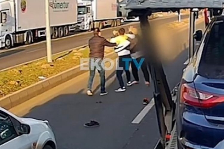 Bulgaristan sınırında iki T&uuml;rk şof&ouml;r birbirine girdi