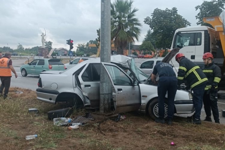 Samsun'da korkun&ccedil; kaza: 1 kişi &ouml;ld&uuml;, 2 kişi yaralandı