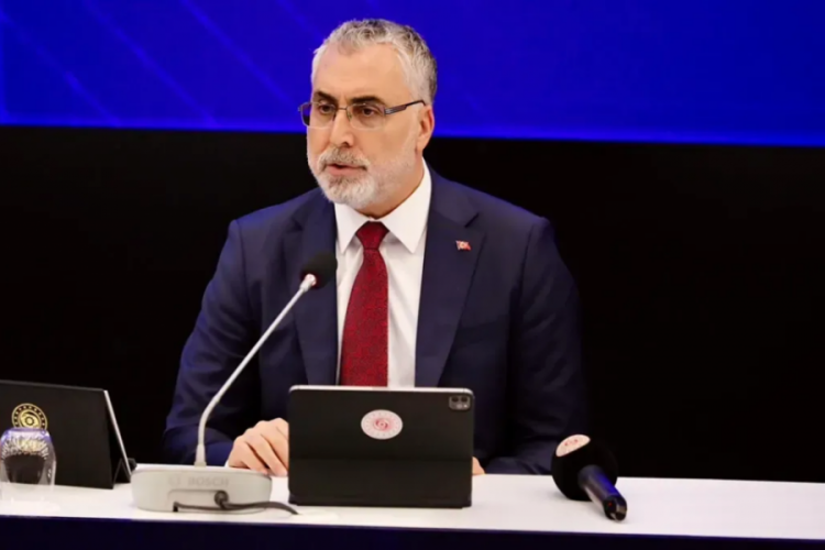 Bakan Işıkhan uyardı: Fazladan &uuml;cret &ouml;demeyin!