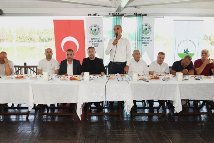 Osmangazi Belediyesi sporculara desteğini s&uuml;rd&uuml;r&uuml;yor