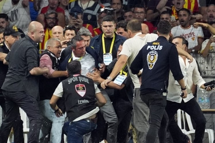 Fenerbah&ccedil;e'den G&ouml;ztepe ma&ccedil;ı a&ccedil;ıklaması: 54 kişi hakkında su&ccedil; duyurusu yaptık