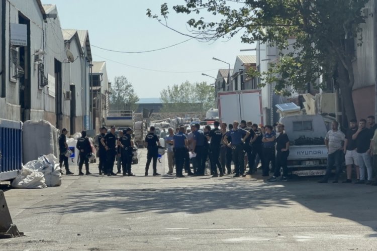 Bursa'da kaçak fabrika ve evler yıkılıyor!