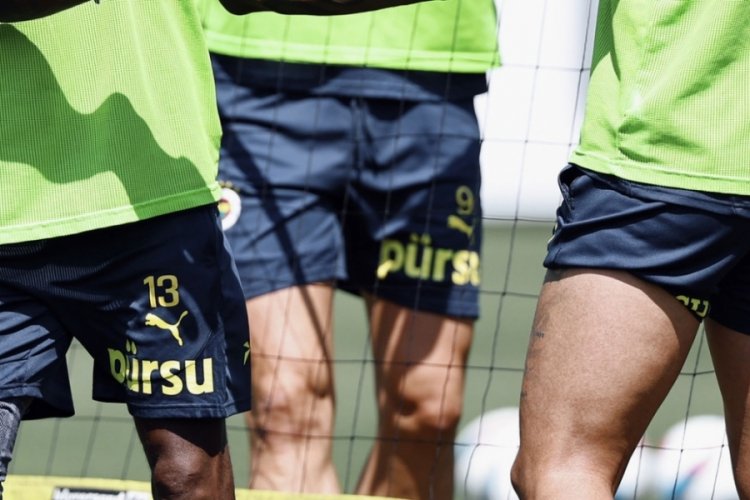 Fenerbah&ccedil;e'de o isim Rizespor ma&ccedil;ında forma giyemeyecek!