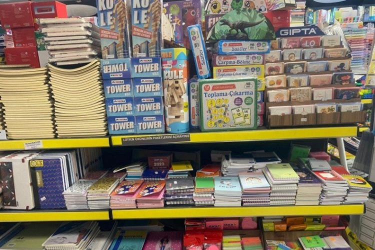 Bursa'da kırtasiyecilerden velilere uyarı: &Uuml;r&uuml;nlerin kalitesi &ouml;nemli!