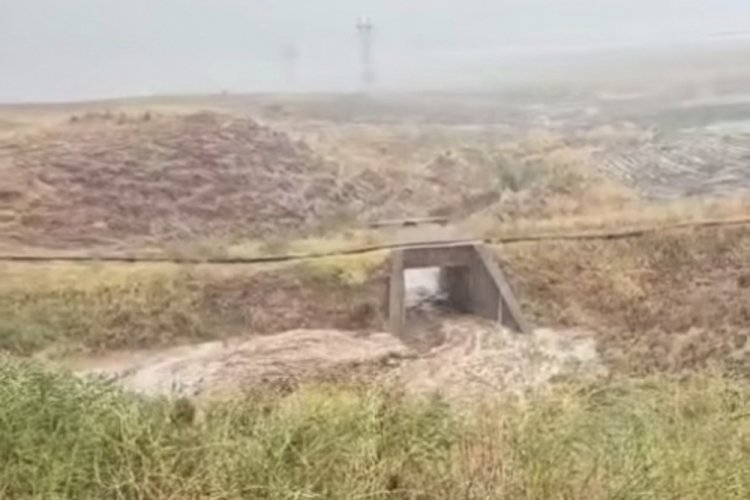 Kırşehir'de sağanak sele neden oldu, 1 &ouml;l&uuml;