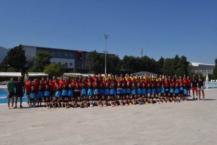 Bursa'da 6-7 yaş grubundaki 170 sporcu altyapıya kazandırıldı