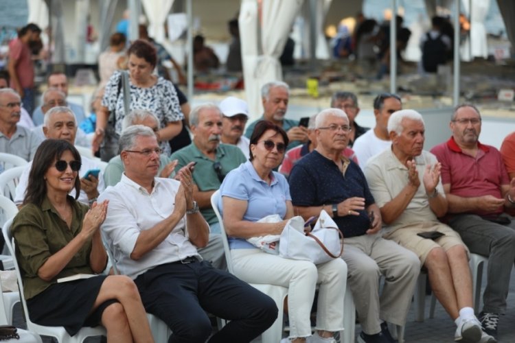 K&uuml;lt&uuml;r ve bilimin buluşma noktası: Bursa Mudanya kitap fuarı