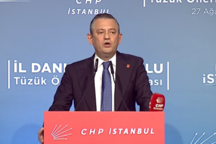 Özgür Özel: CHP, Türkiye'nin 1. partisidir 