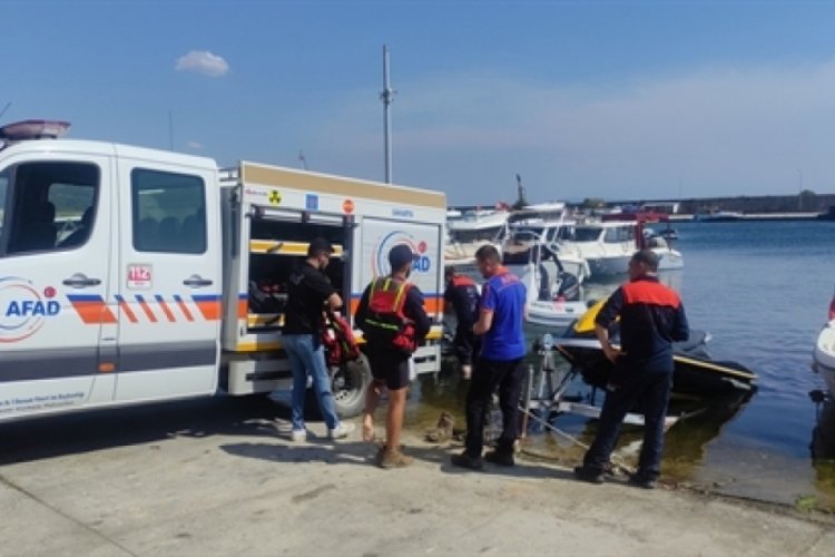 Bursa'da sahilde erkek cesedi bulundu