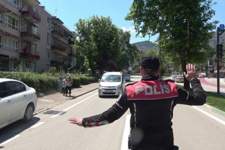 Bursa'da 17 yıl kesinleşmiş hapis cezası bulunan ş&uuml;pheli yakalandı