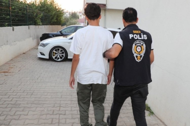 M&uuml;stehcen yayın yapan ş&uuml;pheliler yakalandı