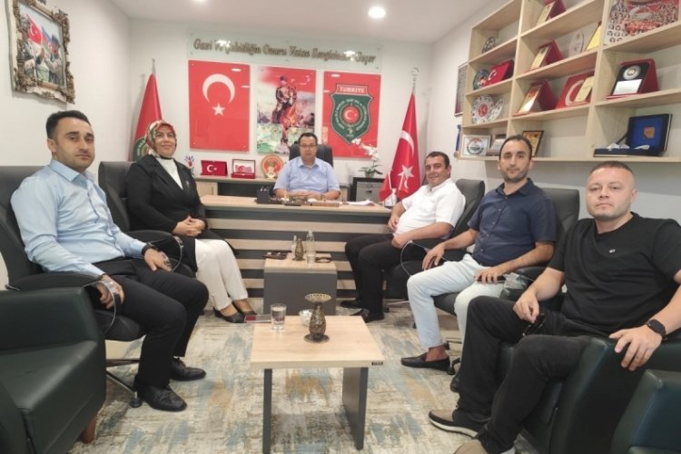 Bursa'da Pınarbaşı Şehitliği temizlendi