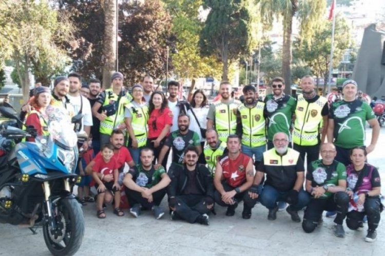 Bursa Mudanya'da motosikletlilerden 30 Ağustos korteji
