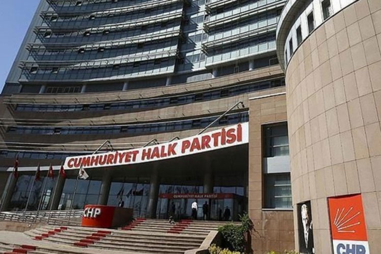 CHP'nin Tüzük Kurultayı'nda gündem üç dönem kuralı ve ön seçim