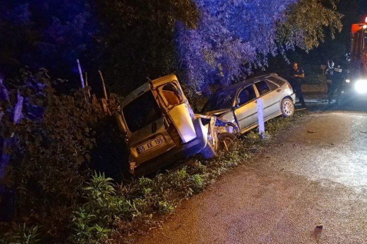 Samsun'da feci kaza! &Ouml;l&uuml; ve yaralılar var