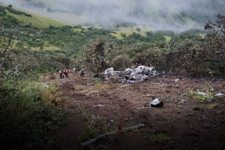 Rusya'da 22 yolcusuyla kaybolan helikopterin enkazına ulaşıldı